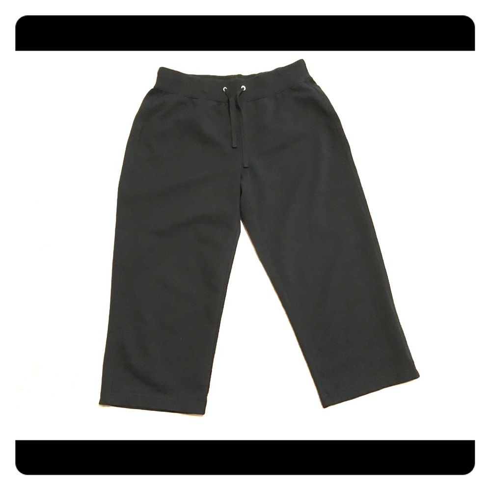 CUTE LITTLE CAPRI PANTS (GREAT FOR SUMMER)